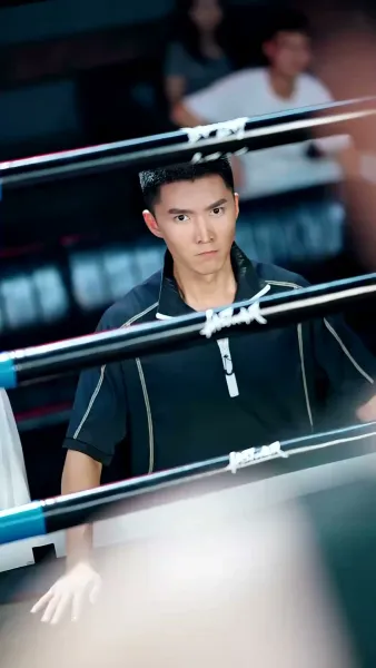 นักชกหมัดเหล็ก