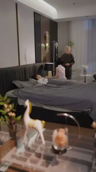 รักซ่อนกลางวังวน