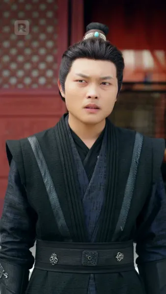 (พากย์) เกิดใหม่ ใต้แสงจันทร์ที่มืดมิด