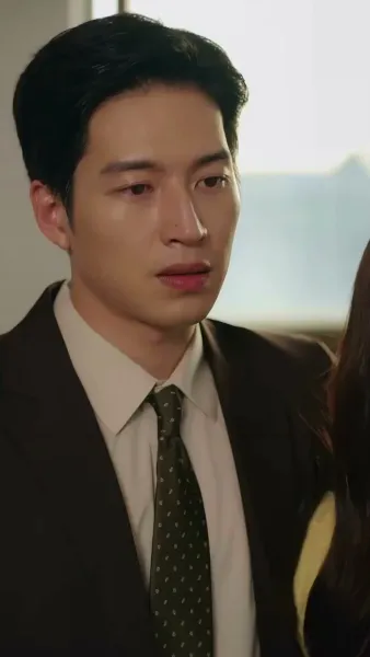 ซินเดอเรลล่ากับทายาทต้องสาป