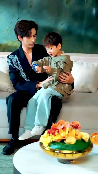 โซ่รักคล้องจันทร์