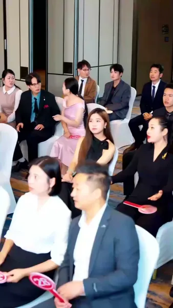 โซ่รักคล้องจันทร์