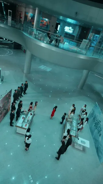 รัชทายาทในร่างเด็กหกขวบ