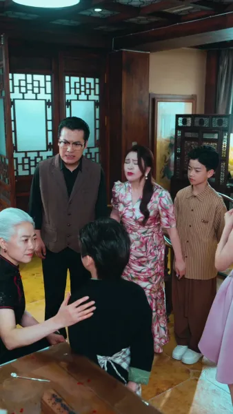 รัชทายาทในร่างเด็กหกขวบ