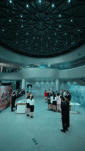 รัชทายาทในร่างเด็กหกขวบ