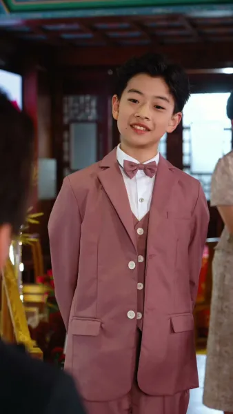 รัชทายาทในร่างเด็กหกขวบ