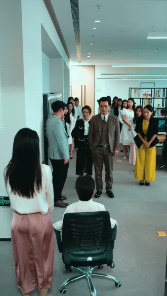 รัชทายาทในร่างเด็กหกขวบ