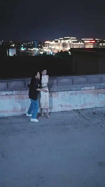 ดอกรักหลงทาง พบจันทร์ส่องใจ