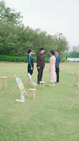 ดอกรักหลงทาง พบจันทร์ส่องใจ