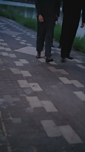 ดอกรักหลงทาง พบจันทร์ส่องใจ