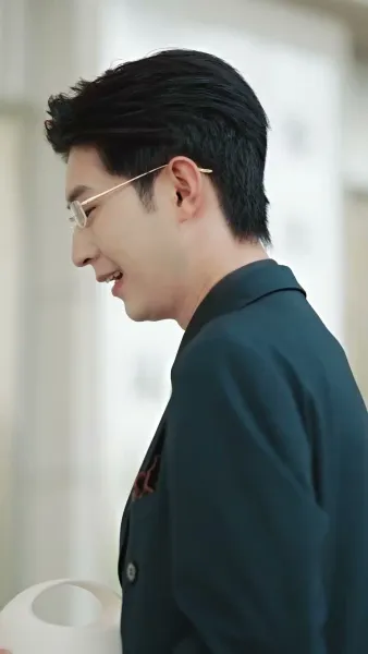 ดอกรักหลงทาง พบจันทร์ส่องใจ