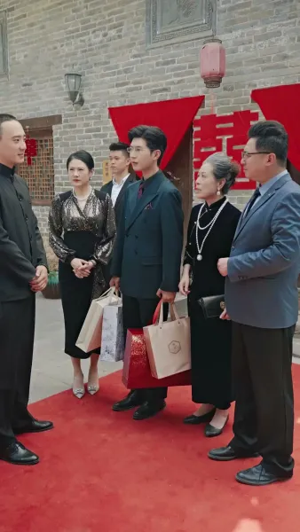 ดอกรักหลงทาง พบจันทร์ส่องใจ