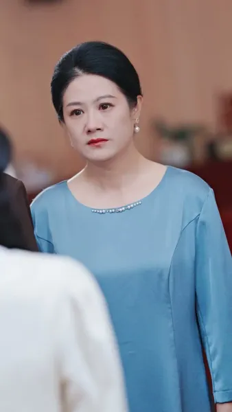 ดอกรักหลงทาง พบจันทร์ส่องใจ