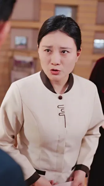 ดอกรักหลงทาง พบจันทร์ส่องใจ