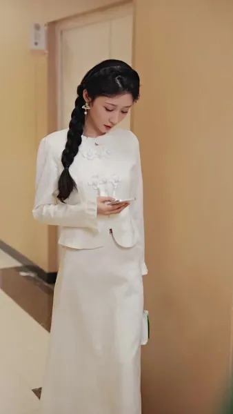 ดอกรักหลงทาง พบจันทร์ส่องใจ