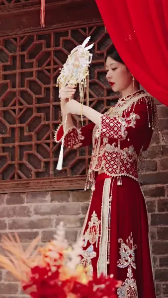 ดอกรักหลงทาง พบจันทร์ส่องใจ