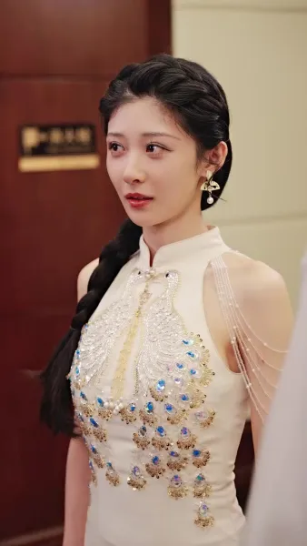 ดอกรักหลงทาง พบจันทร์ส่องใจ