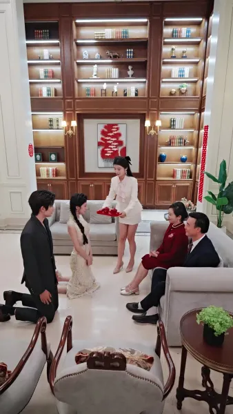 ดอกรักหลงทาง พบจันทร์ส่องใจ