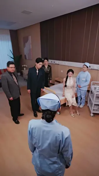 ดอกรักหลงทาง พบจันทร์ส่องใจ