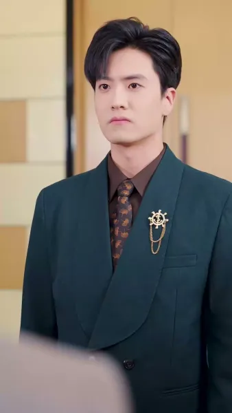 รักร้อนแรง เกินกว่าจะซ่อน