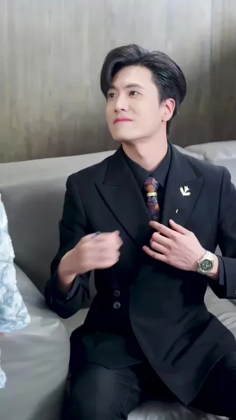 รักร้อนแรง เกินกว่าจะซ่อน