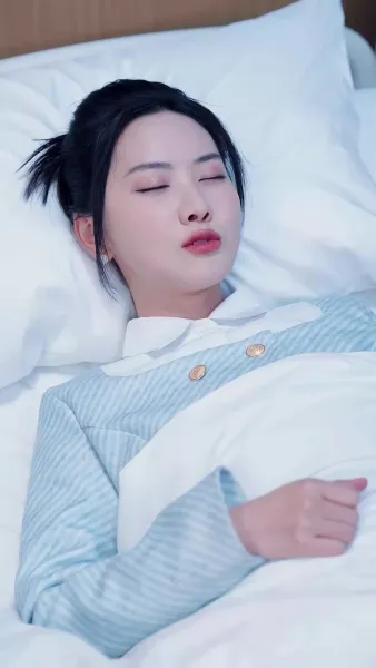 รักร้อนแรง เกินกว่าจะซ่อน