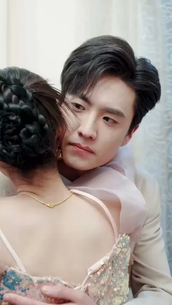 รักร้อนแรง เกินกว่าจะซ่อน