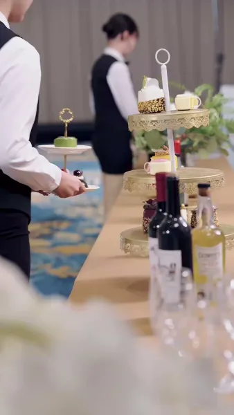 รักร้อนแรง เกินกว่าจะซ่อน