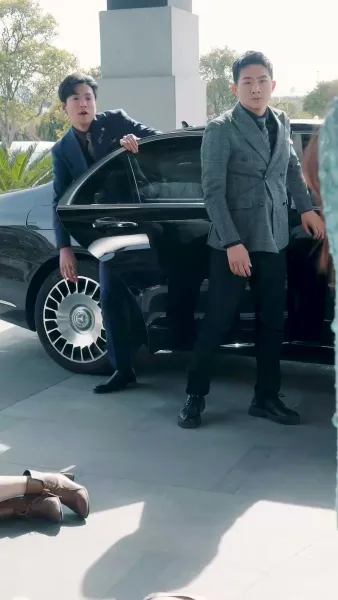 รักร้อนแรง เกินกว่าจะซ่อน