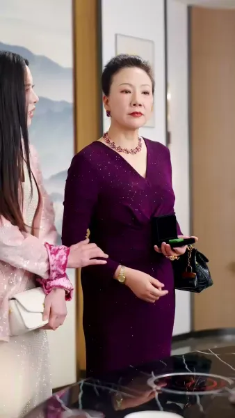 รักร้อนแรง เกินกว่าจะซ่อน