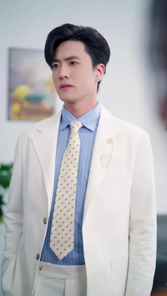 รักร้อนแรง เกินกว่าจะซ่อน