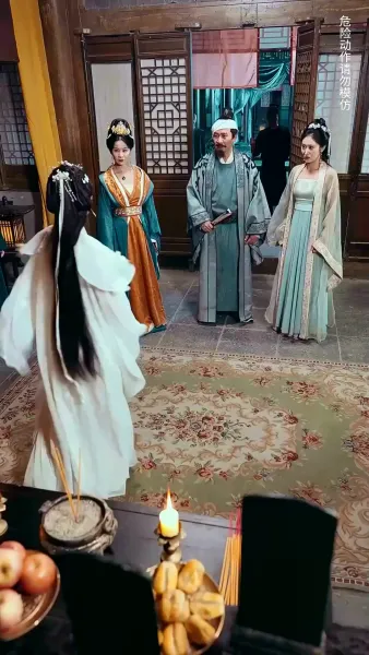 สืบรักพลิกบัลลังก์