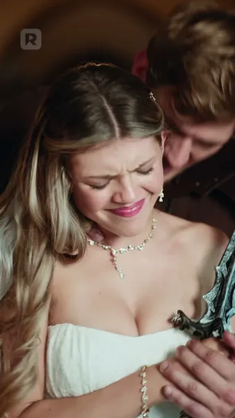 ชะตาผูกพันกับหมาป่าผู้เป็นศัตรู