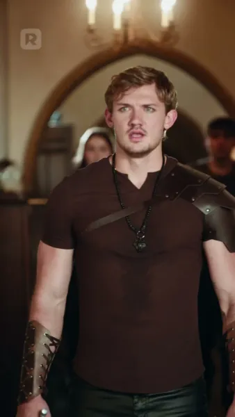 ชะตาผูกพันกับหมาป่าผู้เป็นศัตรู