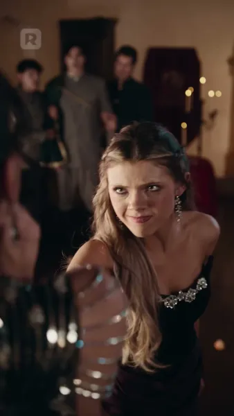 ชะตาผูกพันกับหมาป่าผู้เป็นศัตรู