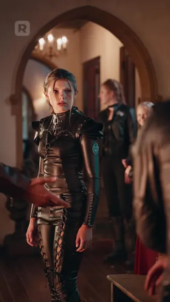 ชะตาผูกพันกับหมาป่าผู้เป็นศัตรู