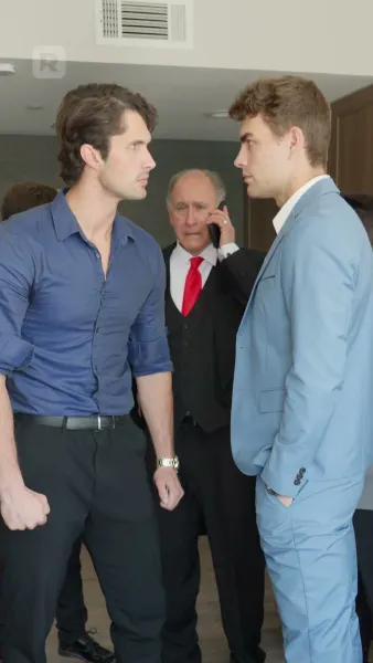 อ้อมกอดเงามายา