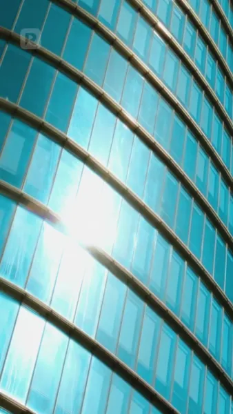 อ้อมกอดเงามายา