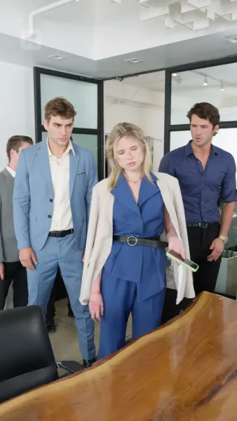 อ้อมกอดเงามายา