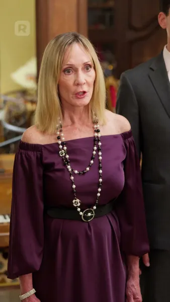 อ้อมกอดเงามายา