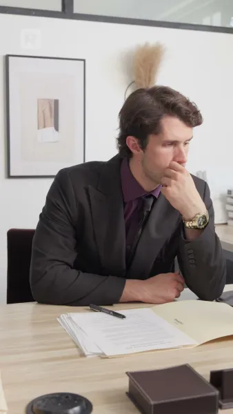 อ้อมกอดเงามายา