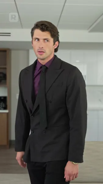 อ้อมกอดเงามายา