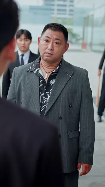 แฟนปลอมของผมคือประธาน