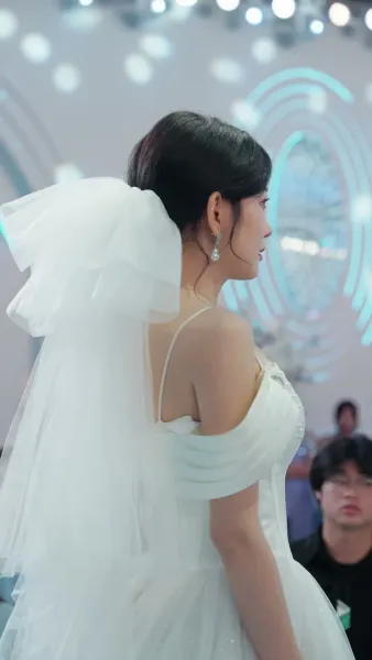 อย่าให้เธอผ่านไป