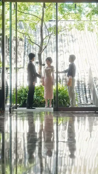 อย่าให้เธอผ่านไป