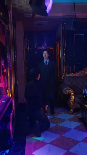 อดีตสามี หลบไป