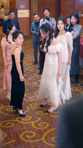 อดีตสามี หลบไป