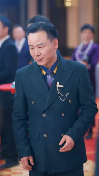 อดีตสามี หลบไป