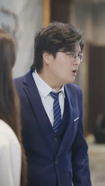 คุณหนูตกอับบังเอิญแต่งเข้าตระกูลเศรษฐี