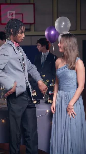 โอมเพี้ยง! คำสาปร้ายจงพ่ายรัก